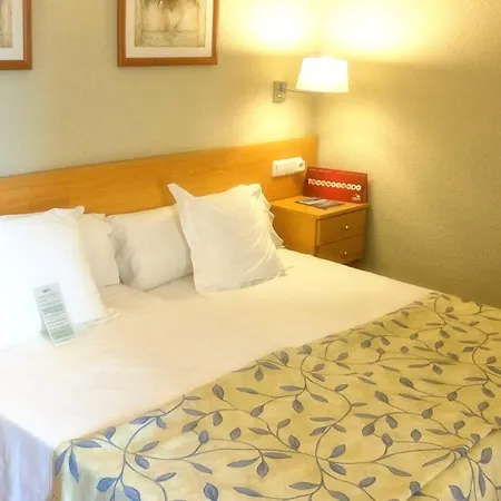 Hotel Montreal